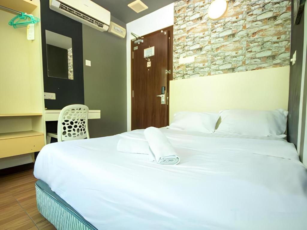 Station Eight Inn Ipoh Esterno foto